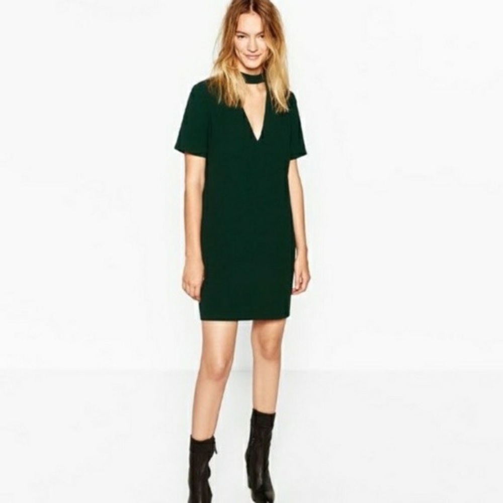 Zara Women • Dark Green Choker V-Neck Shift Dress